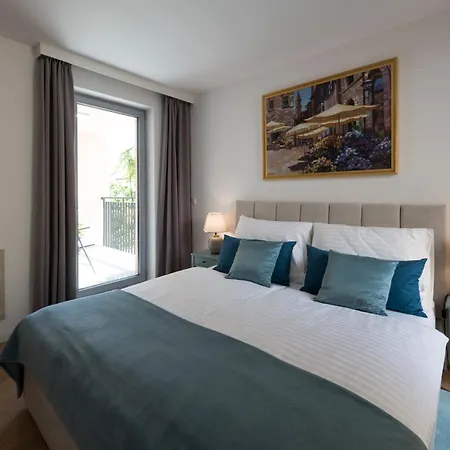 Craftsapartment -Free Parking, King Size Beds, Netflix And Nintendo Lejlighed