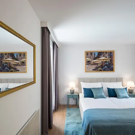 Craftsapartment -Free Parking, King Size Beds, Netflix And Nintendo Lejlighed Prag