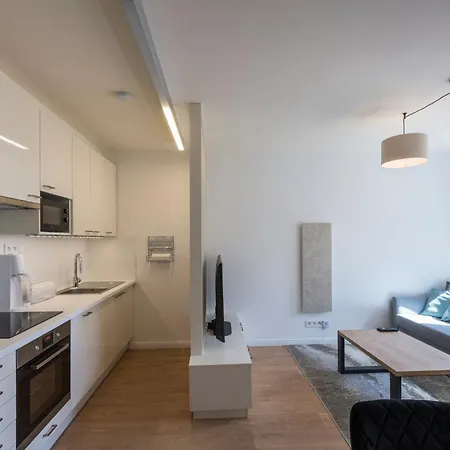 Craftsapartment -Free Parking, King Size Beds, Netflix And Nintendo Lejlighed *