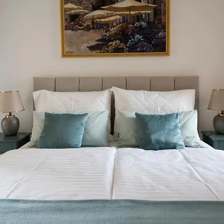 Craftsapartment - King Size Beds, Netflix And Nintendo Prague
